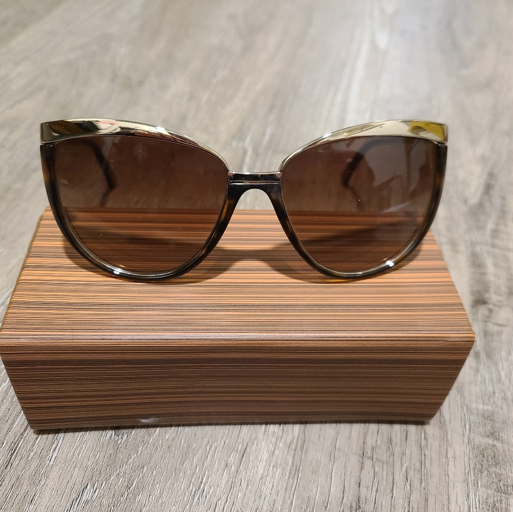 D&G cateye sunglasses gold/tortoise